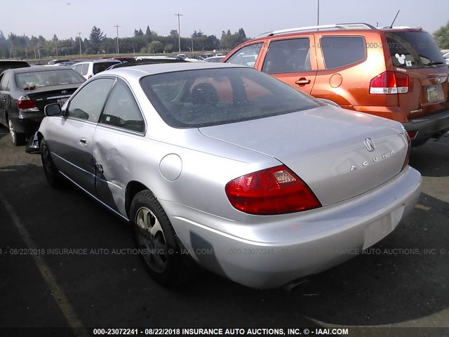 19UYA42572A004741 - 2002 ACURA 3.2CL SILVER photo 3
