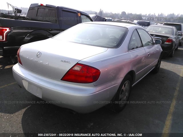 19UYA42572A004741 - 2002 ACURA 3.2CL SILVER photo 4