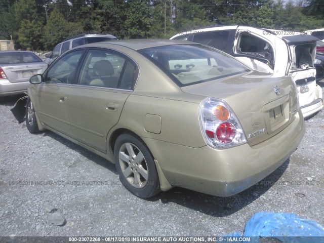 1N4AL11D52C128759 - 2002 NISSAN ALTIMA S/SL GOLD photo 3