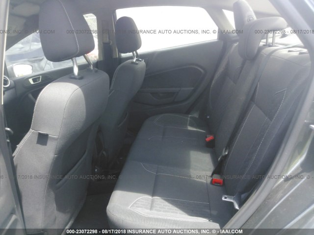 3FADP4BJ1GM199664 - 2016 FORD FIESTA SE GRAY photo 8