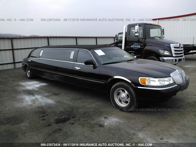 1L1FM81W5XY650130 - 1999 LINCOLN TOWN CAR EXECUTIVE BLACK photo 1