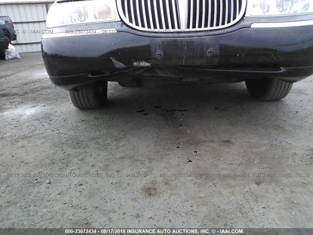 1L1FM81W5XY650130 - 1999 LINCOLN TOWN CAR EXECUTIVE BLACK photo 6