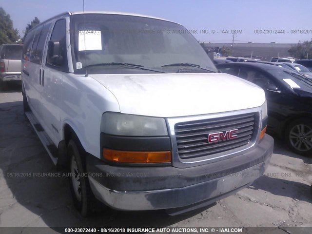 1GJHG39U131186208 - 2003 GMC SAVANA G3500 WHITE photo 1