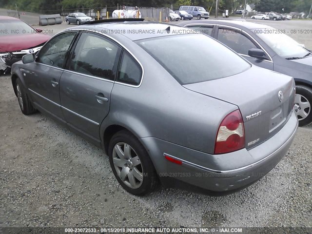 WVWRH63B63P399377 - 2003 VOLKSWAGEN PASSAT GLX GRAY photo 3