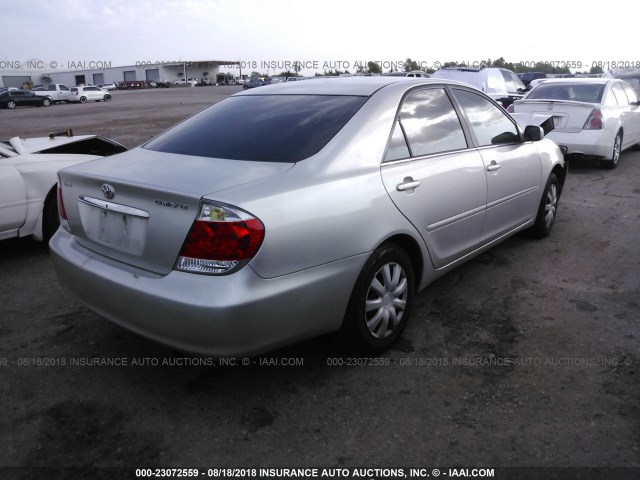 4T1BE32K95U554711 - 2005 TOYOTA CAMRY LE/XLE/SE SILVER photo 4