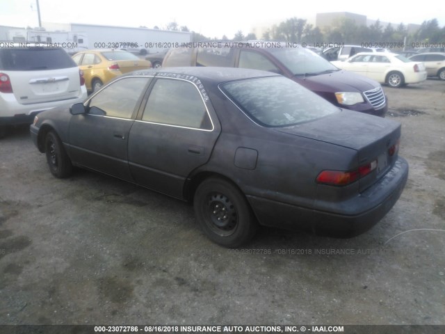 4T1BG22K2VU761736 - 1997 TOYOTA CAMRY CE/LE/XLE 黑色 照片 3