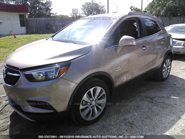 KL4CJASB9JB632574 - 2018 BUICK ENCORE PREFERRED Қоңыр фото 2