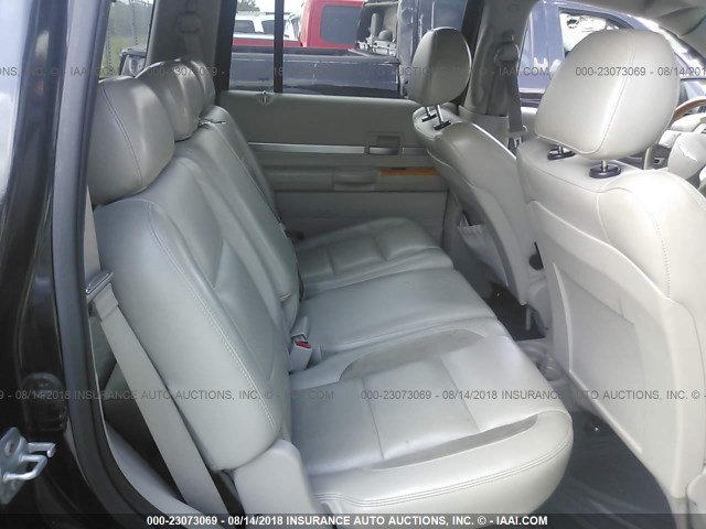 1A8HX58238F140529 - 2008 CHRYSLER ASPEN LIMITED შავი ფოტო 8