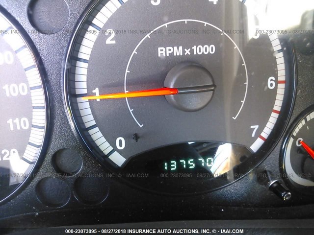 1J4GL48K55W552529 - 2005 JEEP LIBERTY SPORT Qızıl foto 7