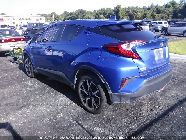 JTNKHMBX6J1002703 - 2018 TOYOTA C-HR XLE/XLE PREMIUM BLUE photo 3