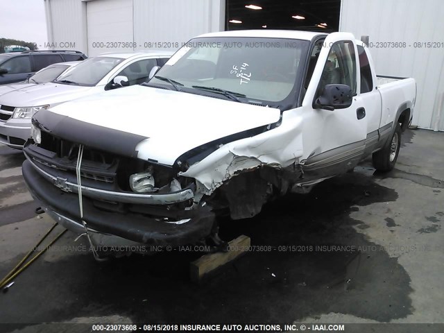 1GCGK29U2YE220037 - 2000 CHEVROLET SILVERADO K2500 WHITE photo 6