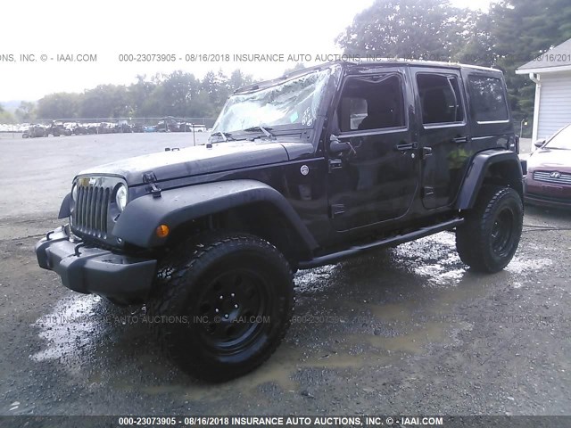 1C4BJWDG5HL576564 - 2017 JEEP WRANGLER UNLIMITE SPORT BLACK photo 2