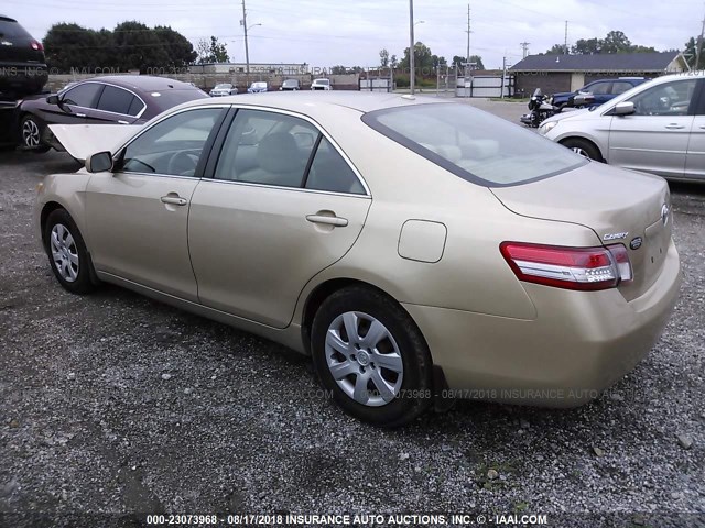 4T4BF3EK7AR009115 - 2010 TOYOTA CAMRY SE/LE/XLE ოქროსფერი ფოტო 3