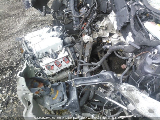 WAUKGAFB5BN035865 - 2011 AUDI A6 PRESTIGE ნაცრისფერი ფოტო 10