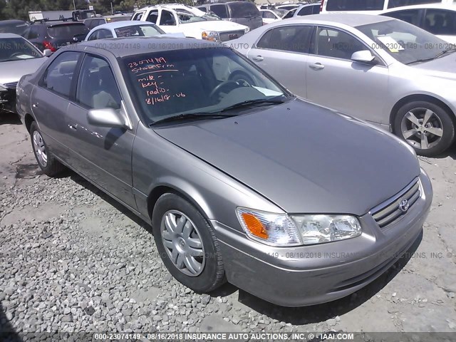 JT2BG22K2Y0471697 - 2000 TOYOTA CAMRY CE/LE/XLE 米色 照片 1