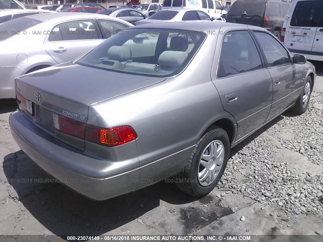 JT2BG22K2Y0471697 - 2000 TOYOTA CAMRY CE/LE/XLE 米色 照片 4