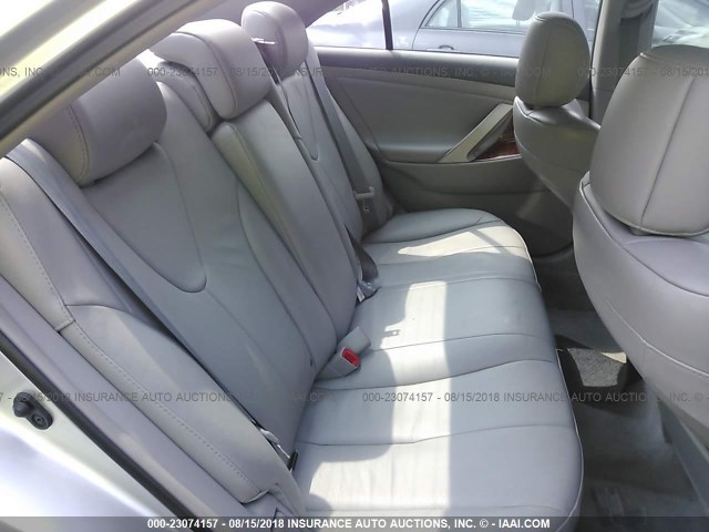 4T1BK46K68U056348 - 2008 TOYOTA CAMRY LE/XLE/SE Күміс фото 8