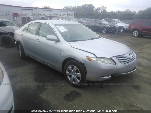 4T1BE46KX9U831520 - 2009 TOYOTA CAMRY SE/LE/XLE SILVER photo 1