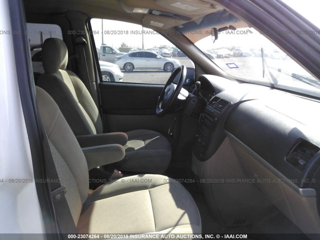 1GNDU23W58D177897 - 2008 CHEVROLET UPLANDER LS WHITE photo 5