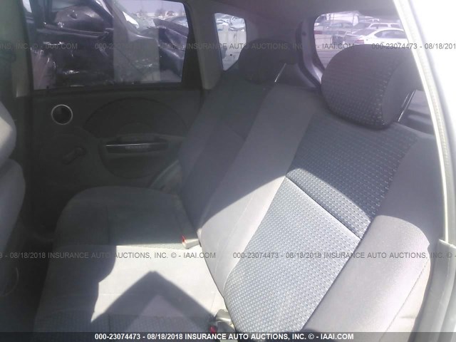 KL1TD66608B264844 - 2008 CHEVROLET AVEO LS SILVER photo 8