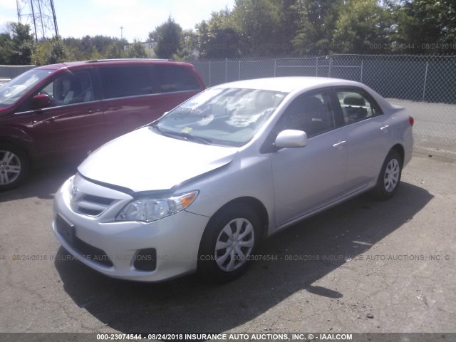 2T1BU4EE6BC573972 - 2011 TOYOTA COROLLA S/LE SILVER photo 2