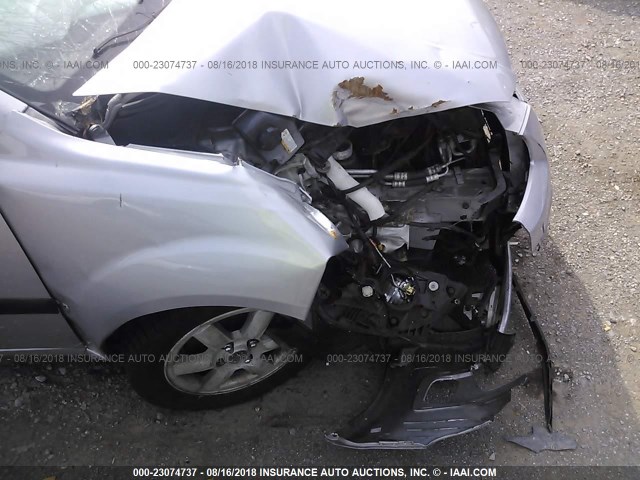 KNADE163776286573 - 2007 KIA RIO 5 SX SILVER photo 6