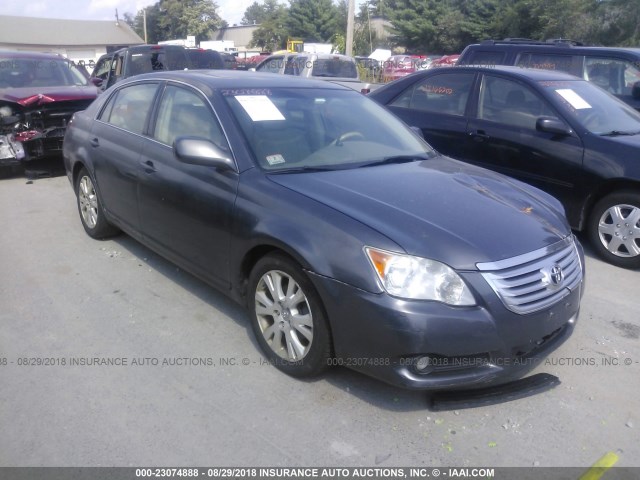 4T1BK36B28U279254 - 2008 TOYOTA AVALON XL/XLS/TOURING/LIMITED GRAY photo 1