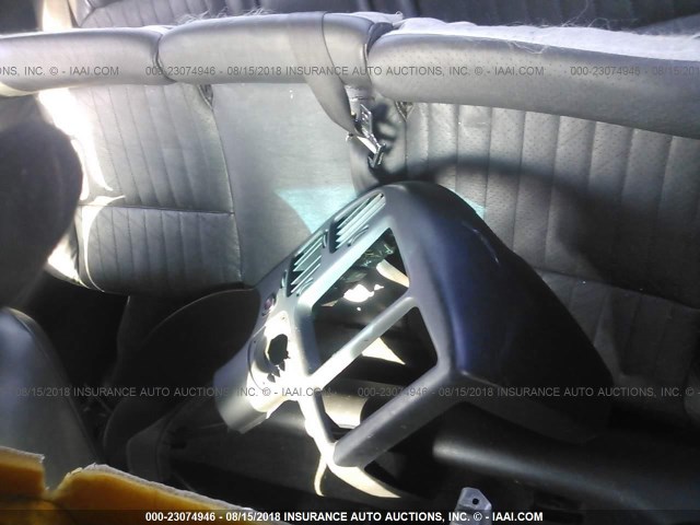 2G1WX15K619265284 - 2001 CHEVROLET MONTE CARLO SS შავი ფოტო 8