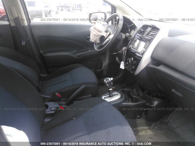3N1CE2CP9HL355902 - 2017 NISSAN VERSA NOTE S/S PLUS/SV/SL/SR SILVER photo 5