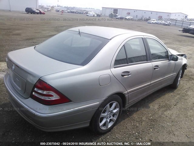 WDBRF52J66F801707 - 2006 MERCEDES-BENZ C GENERATION 2006 230 SILVER photo 4