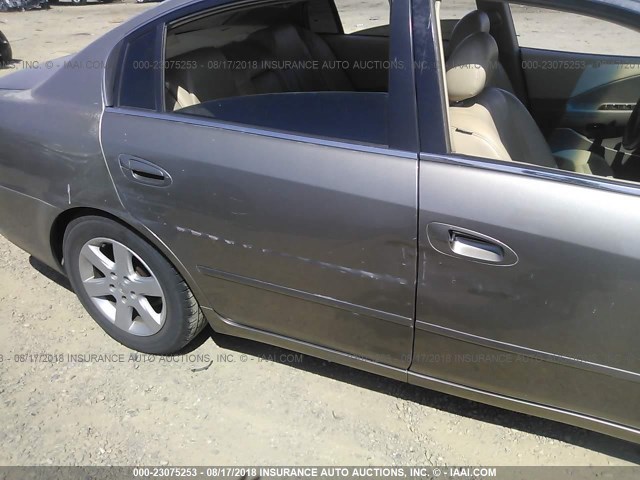 1N4AL11E53C270734 - 2003 NISSAN ALTIMA S/SL GOLD photo 6