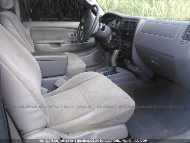 5TEGN92N33Z262614 - 2003 TOYOTA TACOMA DOUBLE CAB PRERUNNER WHITE photo 5