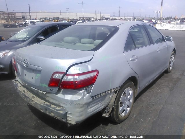 4T1BE46K78U257120 - 2008 TOYOTA CAMRY CE/LE/XLE/SE SILVER photo 4