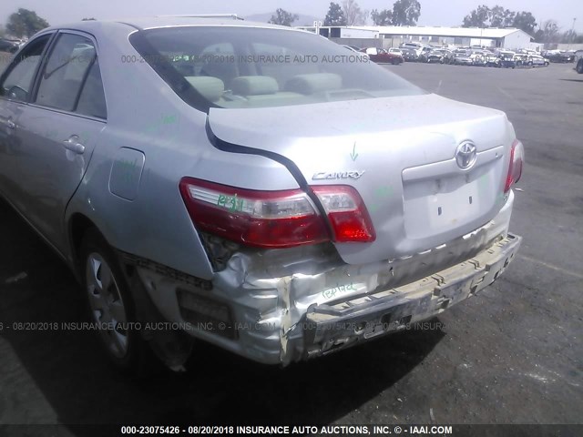 4T1BE46K78U257120 - 2008 TOYOTA CAMRY CE/LE/XLE/SE SILVER photo 6
