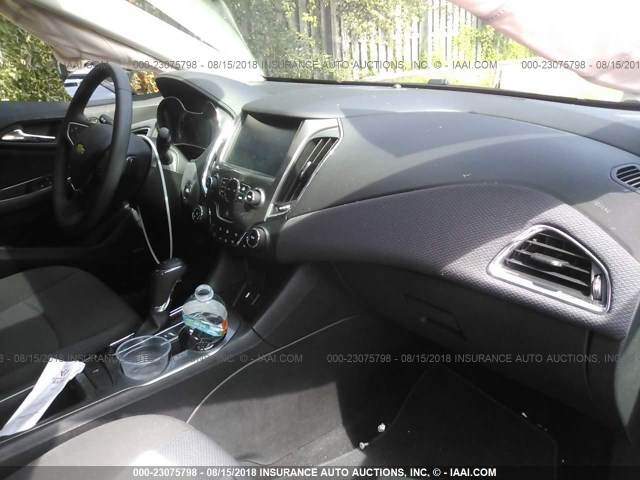 3G1BE6SM2JS535086 - 2018 CHEVROLET CRUZE LT 蓝色 照片 5