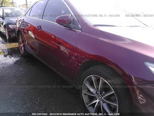 4T1BF1FK6FU916488 - 2015 TOYOTA CAMRY LE/XLE/SE/XSE 红色 照片 6