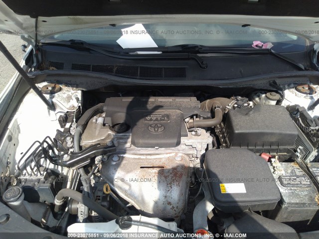 4T1BF1FKXGU197151 - 2016 TOYOTA CAMRY LE/XLE/SE/XSE WHITE photo 10