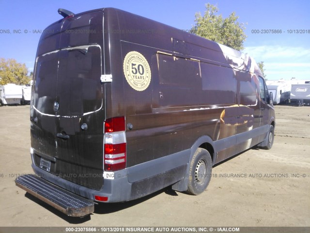 WDYPE8CC5D5745375 - 2013 FREIGHTLINER 2500 SPRINTER 2500 BROWN photo 4