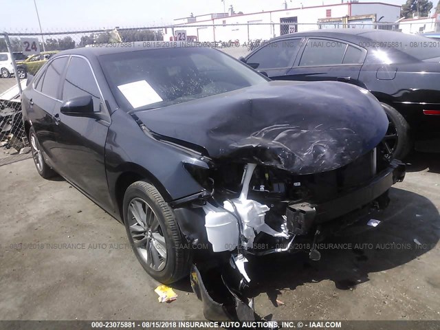 4T1BF1FK9HU271631 - 2017 TOYOTA CAMRY LE/XLE/SE/XSE 黑色 照片 1