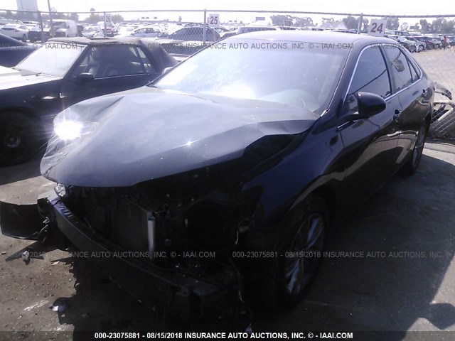 4T1BF1FK9HU271631 - 2017 TOYOTA CAMRY LE/XLE/SE/XSE 黑色 照片 2