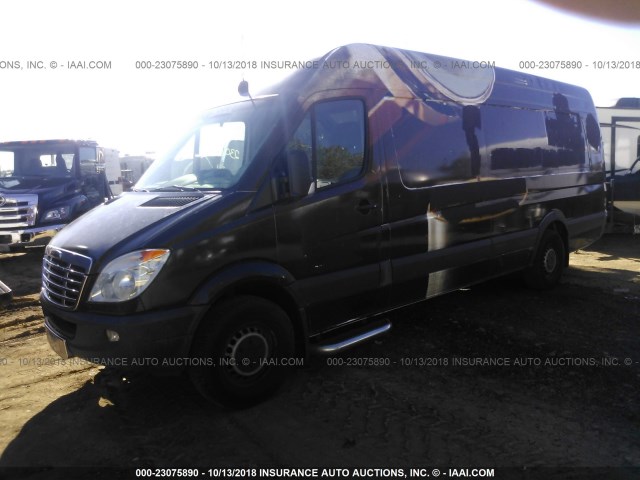 WDYPE8CC2D5746841 - 2013 FREIGHTLINER 2500 SPRINTER 2500 BROWN photo 2