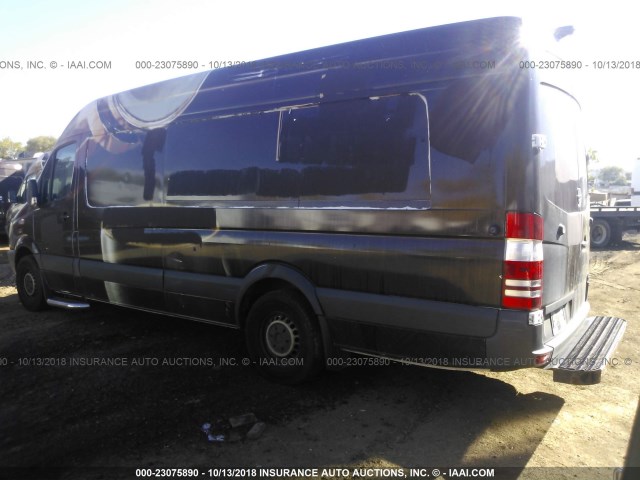 WDYPE8CC2D5746841 - 2013 FREIGHTLINER 2500 SPRINTER 2500 BROWN photo 3