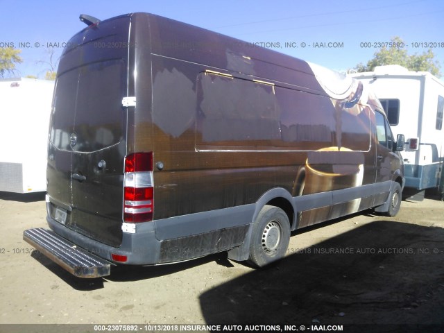 WDYPE8CC6D5746843 - 2013 FREIGHTLINER 2500 SPRINTER 2500 BROWN photo 4