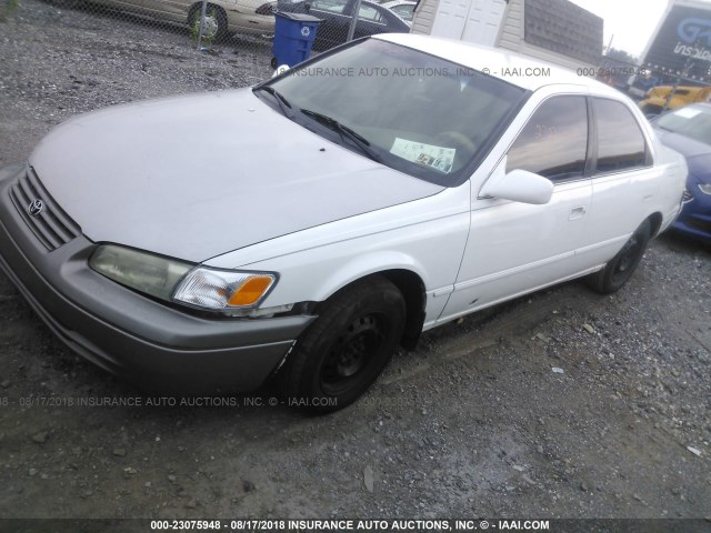 4T1BG22K2XU919026 - 1999 TOYOTA CAMRY CE/LE/XLE 白色 照片 2