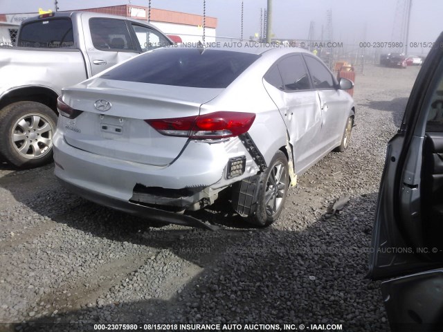 5NPD84LF9HH186640 - 2017 HYUNDAI ELANTRA SE/VALUE/LIMITED SILVER photo 4