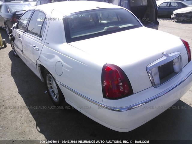 1LNHM81W91Y612012 - 2001 LINCOLN TOWN CAR EXECUTIVE Ağ foto 3