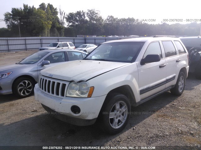 1J4GS48K75C561589 - 2005 JEEP GRAND CHEROKEE LAREDO/COLUMBIA/FREEDOM 白色 照片 2