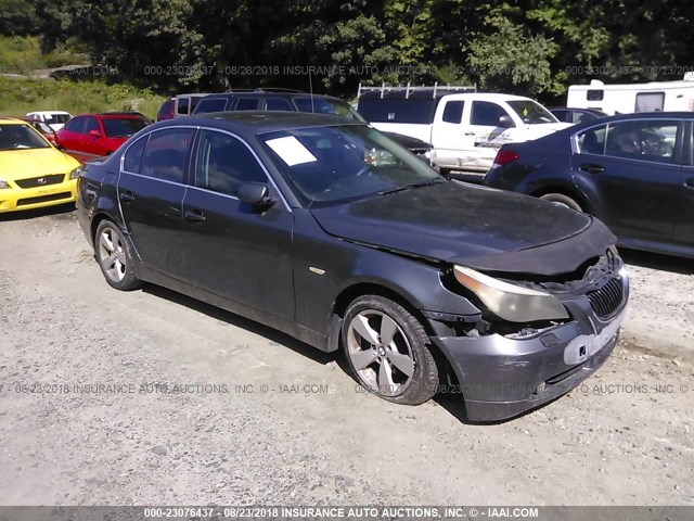 WBANF33586CS36302 - 2006 BMW 525 XI Grau Foto 1