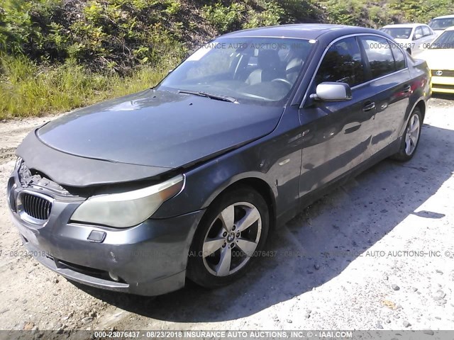 WBANF33586CS36302 - 2006 BMW 525 XI Grau Foto 2