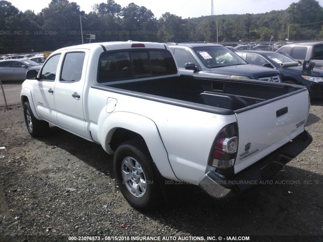 3TMKU72N49M018087 - 2009 TOYOTA TACOMA DBL CAB PRERUNNER LNG BED WHITE photo 3